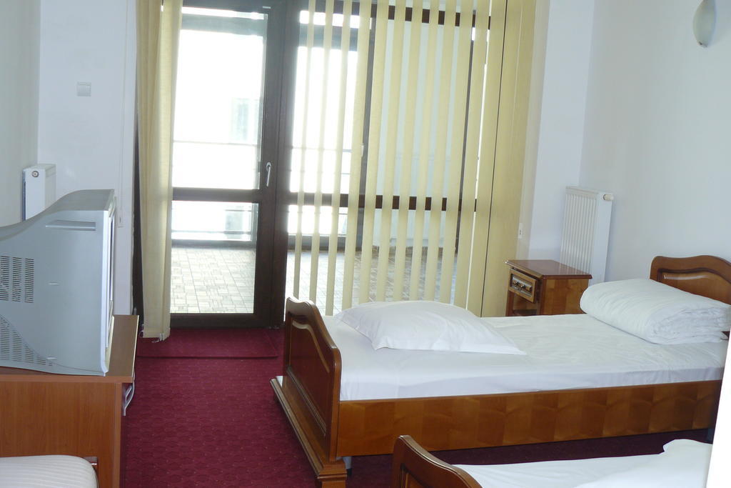 Cabana Muntii Parang Ranca Hotel Habitación foto
